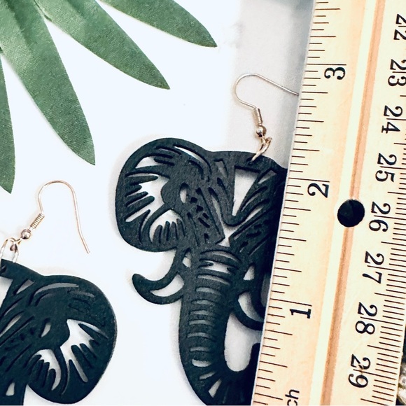 2/$30🌵 Black Laser Cut Elephant Lightweight Wood Dangle Earrings Safari Jungle - Picture 5 of 7